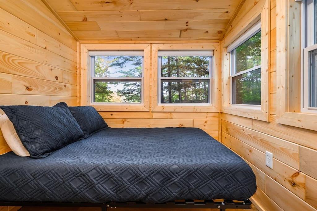 Arbutus Lake 3 Bedroom Cottage Traverse City Exterior foto